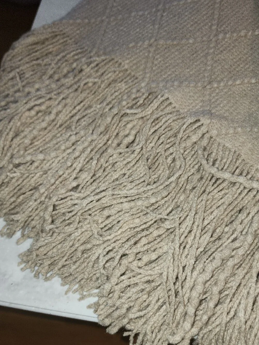 Soft Diamond Knit Fringe Throw Blanket - Tan 52x60